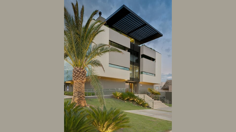 No artigo, Rodrigo Gonçalves Pimentel detalha as etapas da recuperação judicial e esclarece como o processo jurídico busca equilibrar a negociação entre empresas e credores.